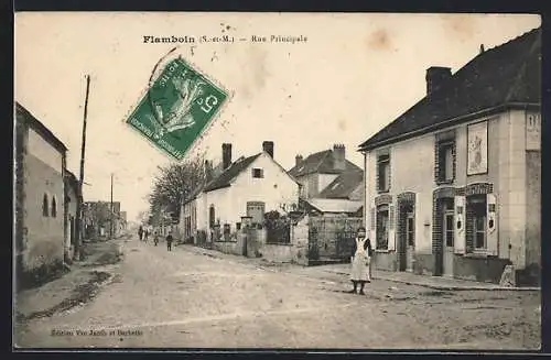 AK Flamboin, Rue Principale avec passants et bâtiments anciens