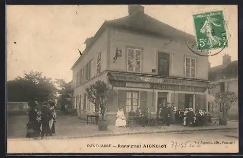 AK Pontcarré, Restaurant Aignelot avec groupe de personnes devant l`entrée