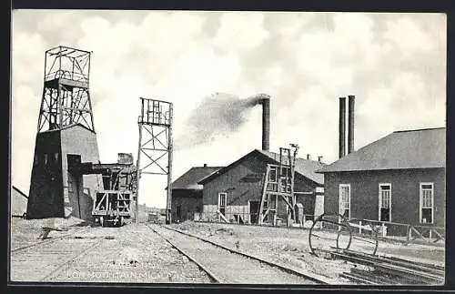 AK Iron Mountain, MI, Pewabis Mine