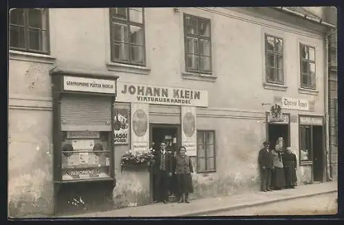 Foto-AK Johann Klein Vitualienhandel, Emailleschild-Reklame für Maggi-Würze