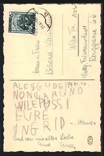 Künstler-AK Singender Weihnachtsengel in gemustertem Kleid