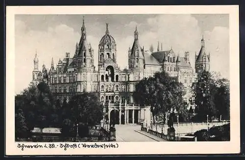 AK Schwerin / Mecklenburg, Vorderseite des Schlosses