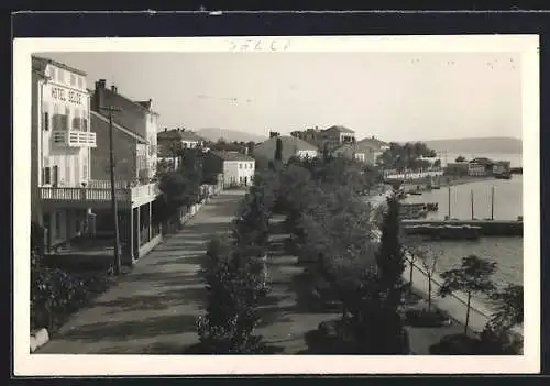 AK Selce, Blick auf die Promenade