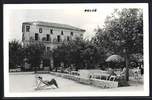 AK Selce, Partie auf der Hotelterrasse