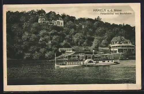 AK Hameln a. d. Weser, Salondampfer Rudolf v. Bennigsen vor dem Felsenkeller mit Bootshaus