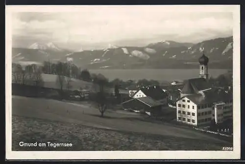 AK Gmund am Tegernsee, Ortsansicht gegen die Berge