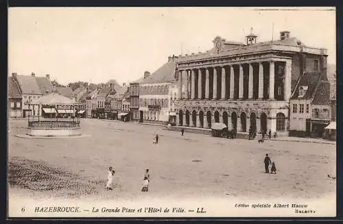 AK Hazebrouck, La Grande Place et l`Hôtel de Ville