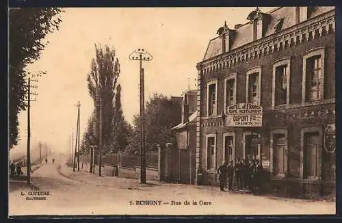 AK Busigny, Rue de la Gare avec hôtel et café Dupont