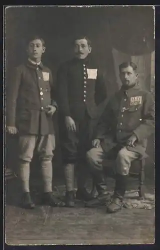 AK Langensalza, Drei Kriegsgefangene in Uniformen