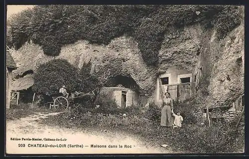 AK Château-du-Loir, Maisons dans le Roc