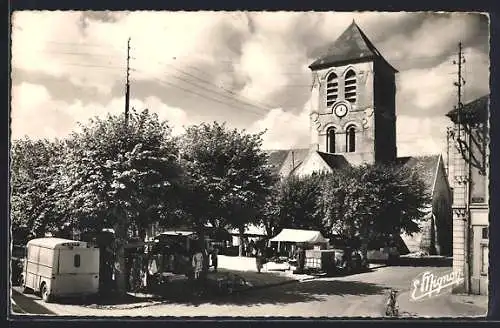 AK Saacy-sur-Marne, Place de l`Église, Le Marché