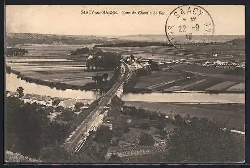 AK Saacy-sur-Marne, Pont du Chemin de Fer et paysage rural environnant