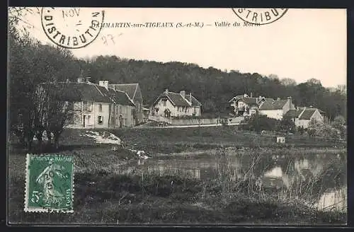 AK Jouarre, Vue du village et de l’étang dans la vallée du Morin