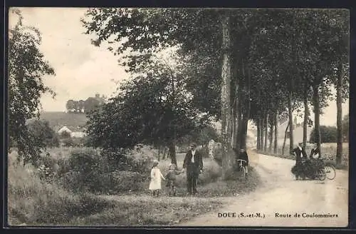 AK Doue, Promenade sur la route de Coulommiers