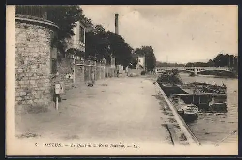 AK Melun, Le Quai de la Reine Blanche