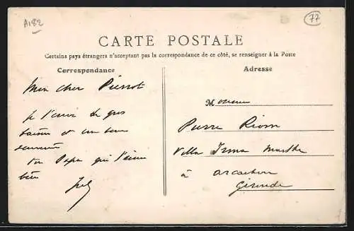 AK Moret, Le Loing et bâtiments historiques au bord de l`eau