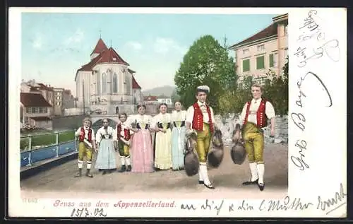 AK Appenzell, Schweizer in Tracht vor einer Kirche