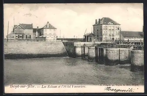 AK Heyst-sur-Mer, Les Ecluses et l`Hôtel Vasseviere