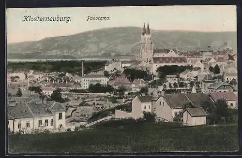 AK Klosterneuburg, Panorama mit Kirche und Donau