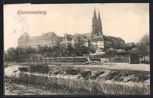 AK Klosterneuburg, Ortspartie mit Kirche