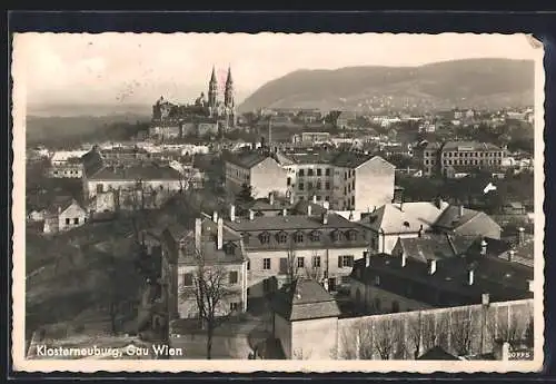 AK Klosterneuburg, Ortsansicht aus der Vogelschau