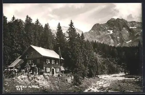 AK Hetzau /Almtal, Gasthof Almtalerhaus mit Bergen