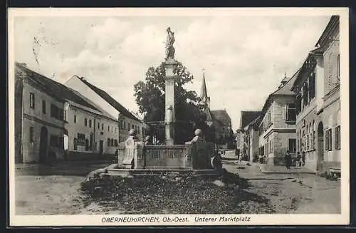 AK Oberneukirchen /Ob.-Oest., Unterer Marktplatz mit Brunnen