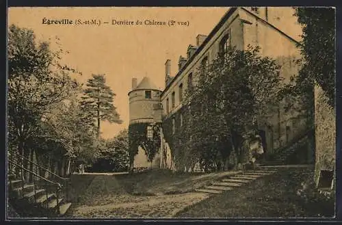 AK Égreville, Derrière du Château (2e vue)