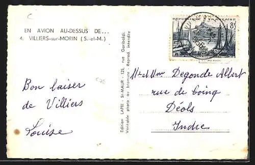AK Villiers-sur-Morin, Vue aérienne du village et des environs verdoyants