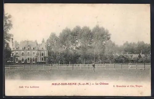 AK Melz-sur-Seine, Le Château et son parc verdoyant