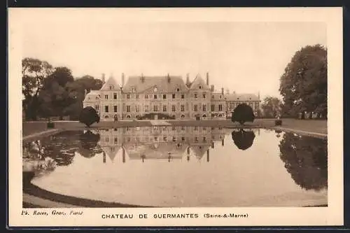 AK Guermantes, Château de Guermantes et son reflet dans l`eau (Seine-et-Marne)