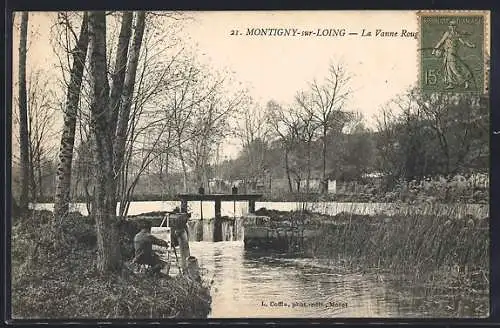 AK Montigny-sur-Loing, La Vanne Rouge et peintres au bord de l`eau