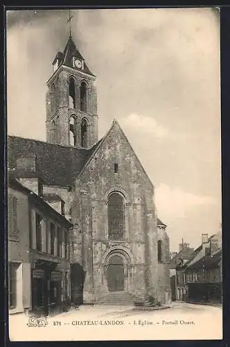 AK Château-Landon, L`Église, Portail Ouest