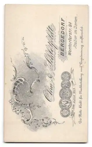 Fotografie Ohm &amp Schlofeldt, Bergedorf, Wentorferstrasse 8a, Porträt einer Dame