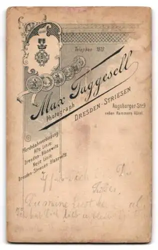 Fotografie M. Taggesell, Dresden, Augsburger Strasse 9, Portrait eines Mannes