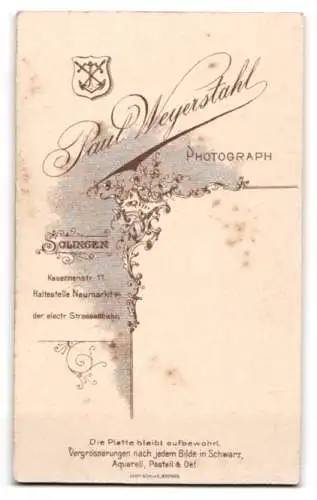 Fotografie Paul Weyerstahl, Solingen, Kasernenstr. 17, Porträt eines Jungen