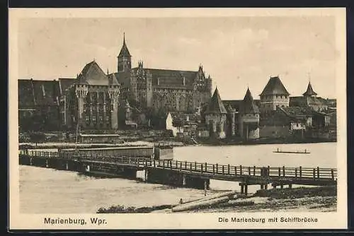 AK Marienburg, Die Marienburg mit Schiffbrücke