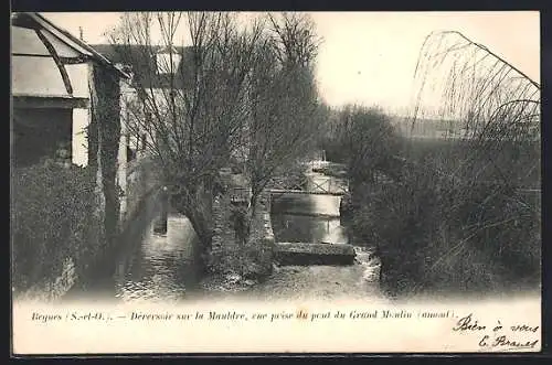 AK Beynes, Déversoir sur la Marne, vue prise du pont du Grand Moulin