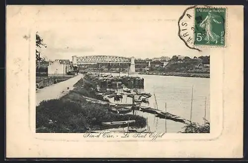 AK Sète, Le Pont Eiffel sur le canal avec des barques amarrées