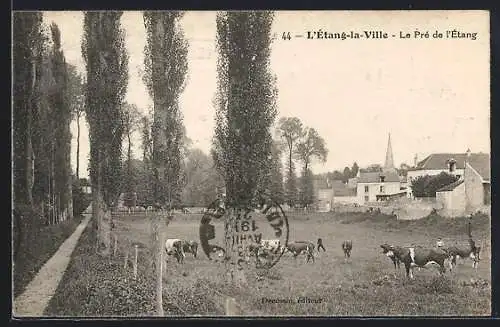 AK L`Étang-la-Ville, Le Pré de l`Étang avec des vaches pâturant