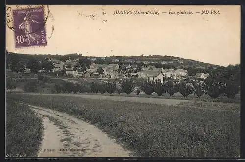 AK Juziers, Vue générale du village et des champs environnants