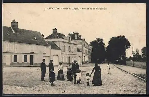 AK Houdan, Place du Cygne, Avenue de la République