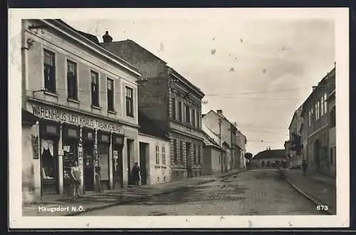 AK Haugsdorf /N. Ö., Warenhaus Leo Kraus Tabakverlag