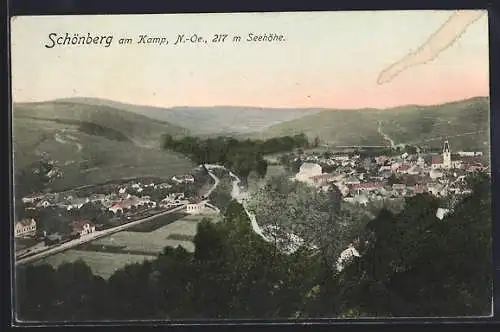 AK Schönberg am Kamp, Totalansicht von einen Berg aus