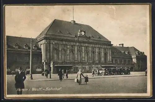 AK Hamm i. Westf., Bahnhof mit Strassenpartie