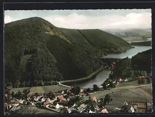 AK Helminghausen, Ortsansicht mit Sperrmauer und Diemelsee