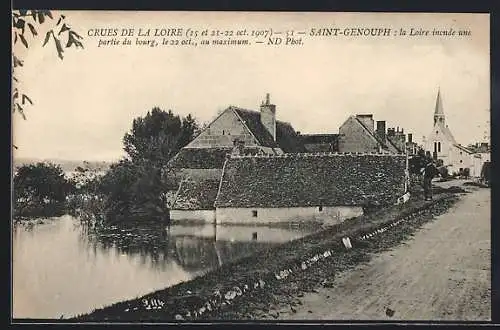 AK Saint-Genouph, Crues de la Loire 1907-La Loire inonde une partie du bourg, Hochwasser