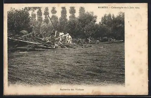 AK Mamers, Catastrophe du 7 Juin 1904-Recherche des Victimes, Hochwasser