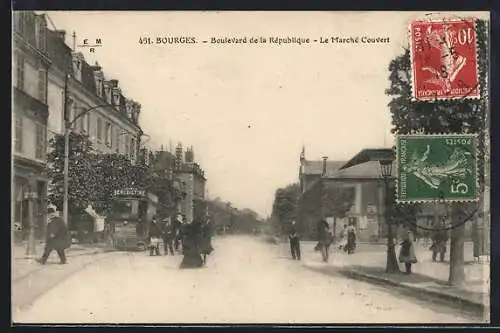 AK Bourges, Boulevard de la Republique, Le Marche Couvert, Strassenbahn