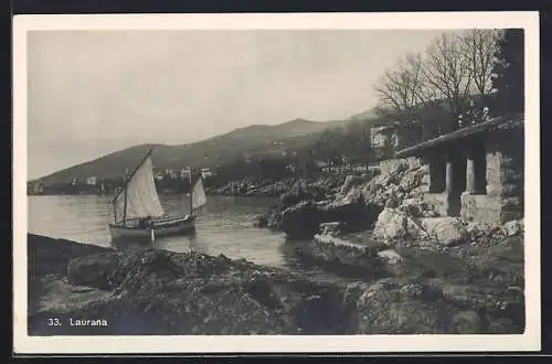 AK Laurana, Panorama mit Segelboot